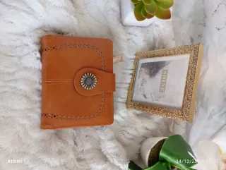 Portafoglio donna marrone con fiore