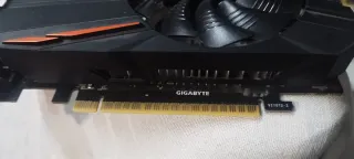 Scheda video Gigabyte
