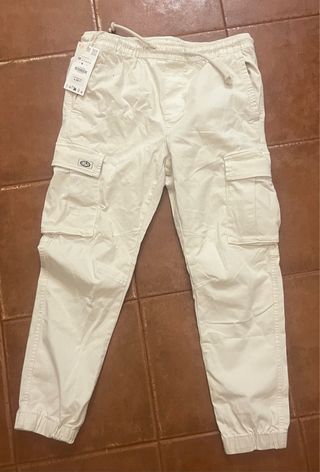 Pantalón Cargo Beige Talla M