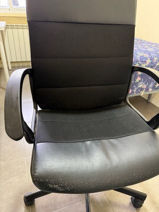 Silla de escritorio negra