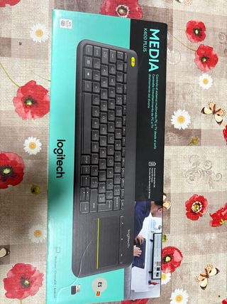 Teclado Inalámbrico Logitech K400 Plus
