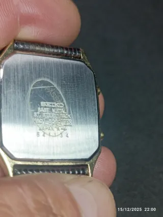 Reloj Seiko Quartz Analógico y Digital.