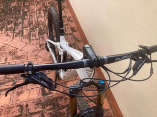 Berria Mako 2022. Talla S