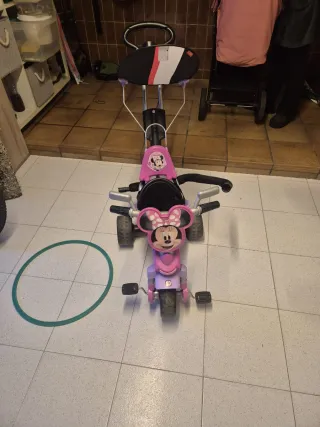Bici infantil rosa y lila con toldo
