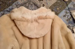 Pelliccia ecologica bambina con cappuccio