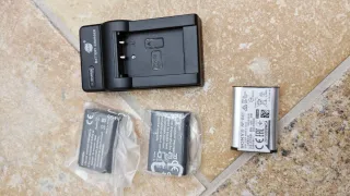 Cámara Sony Cyber-Shot DSC-HX50 + baterías