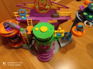 Laboratorio doctor K. Superzings Rival of kaboom