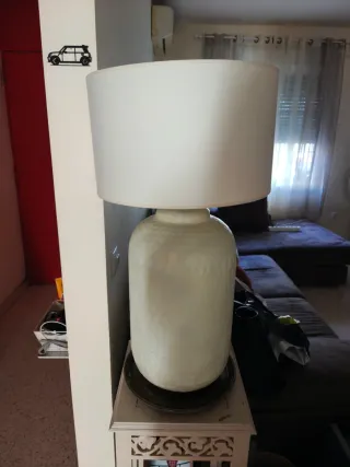 Lámpara de mesa cerámica grande