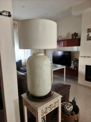 Lámpara de mesa cerámica grande