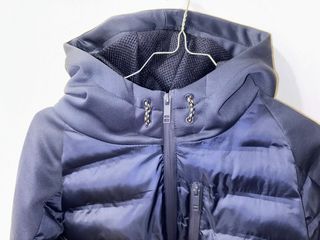 Piumino blu con cappuccio 12 anni