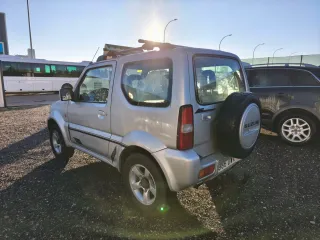 Suzuki Jimny 2006