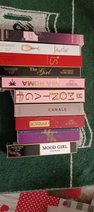 Profumi Montage, Reyes Queens, Canale, Oppidum