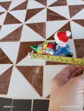 Statuina Porcellana Bambino Slitta Regalo Una del