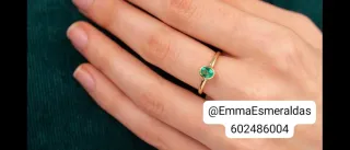 Anillo oro18k con esmeralda 100% colombiana.