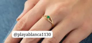 Anillo oro18k con esmeralda 100% colombiana.