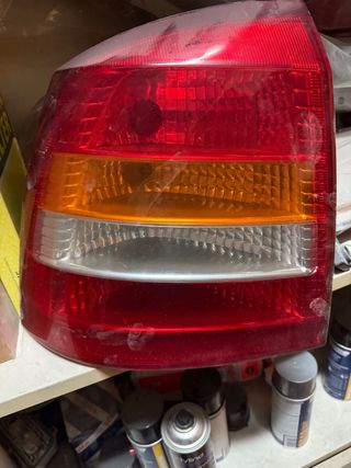 Piloto trasero izquierdo Opel Astra