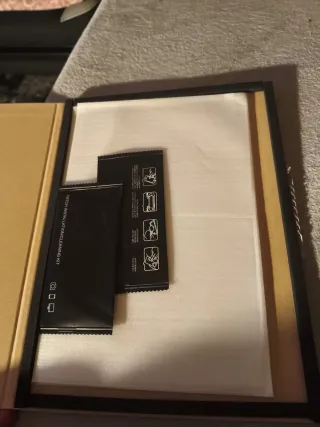 Tablet Xiaomi HyperOS con Tastiera e Caricatore