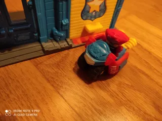 Estación de policía superzings Rival of kaboom