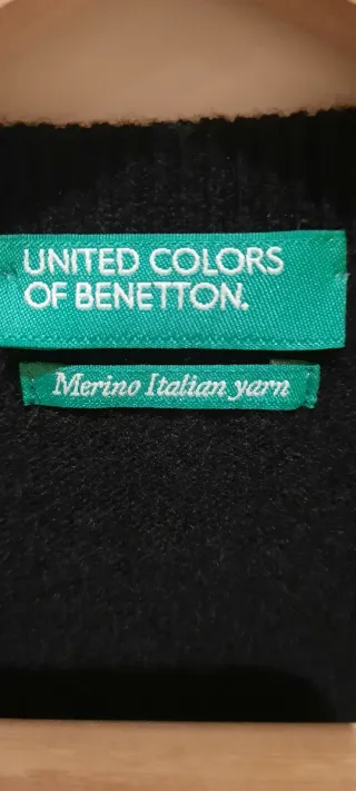 Blusa Preta Benetton Merino Italian Yarn