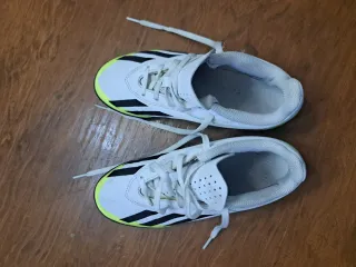 Botas fútbol Adidas T-36 Multitaco