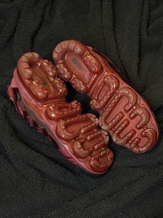 Nike Air Vapormax Night Maroon
