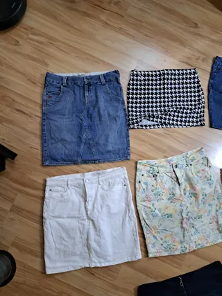 Lote 7 Minifaldas Talla 42-46 Tommy entre otras