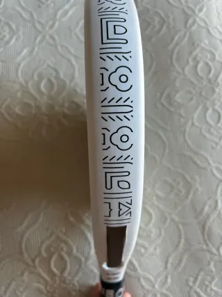 Pala Pádel Vibora Yarará Pro White 2025