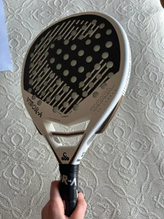 Pala Pádel Vibora Yarará Pro White 2025