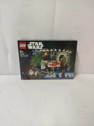Lego Star Wars Millennium Falcon Holiday Diorama