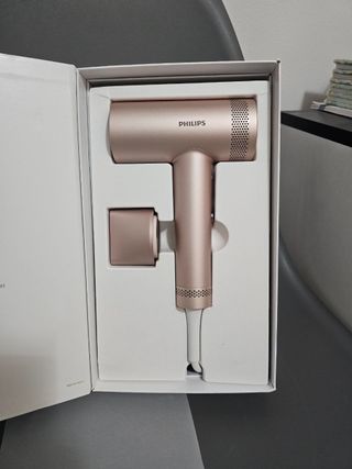 Asciugacapelli Philips Serie 8000 ThermoShield