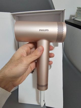Asciugacapelli Philips Serie 8000 ThermoShield