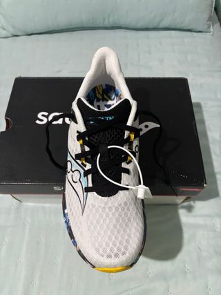 Saucony Endorphin Speed 5 Edición Berlín