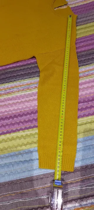 Jersey de punto amarillo