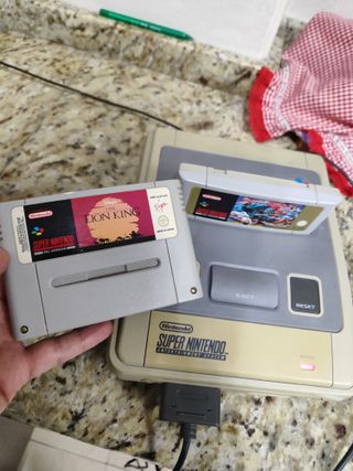 Super Nintendo Street Fighter II + Rey León