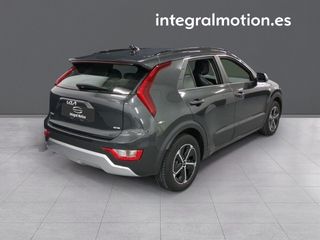 Kia Niro 1.6 GDi HEV 104kW (141CV) Concept