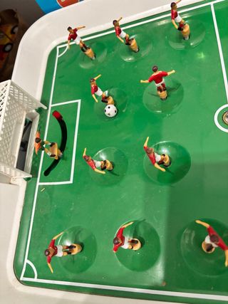 Futbolín de mesa manual