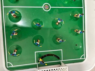 Futbolín de mesa manual