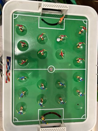 Futbolín de mesa manual
