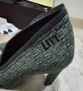 Zapatos de tacón United Nude Fold Lite Hi Olive.