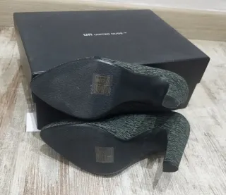 Zapatos de tacón United Nude Fold Lite Hi Olive.