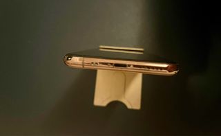 iPhone XS • Oro • 64 GB