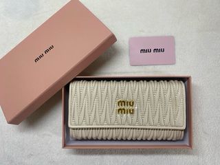 Portafoglio Miu Miu Matelassé Bianco
