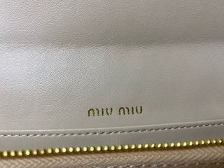 Portafoglio Miu Miu Matelassé Bianco