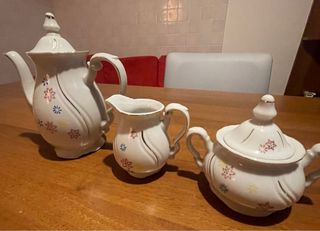 Set Lattiera Zuccheriera Teiera Porcellana