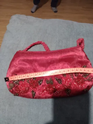 Bolso de mano pedrería burdeos/granate