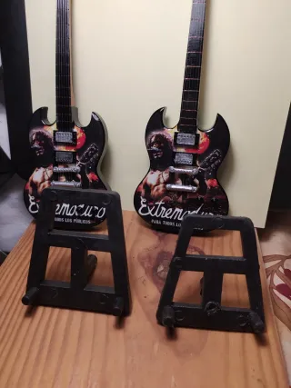 Guitarras Miniatura Extremoduro (2 uds)