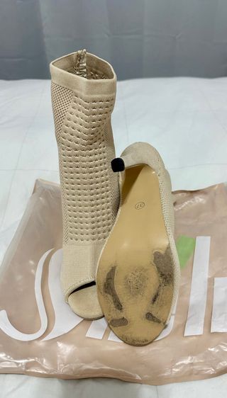 Botines tacón beige elásticos