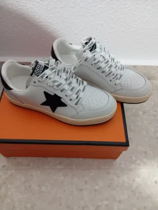 Zapatillas deportivas blancas