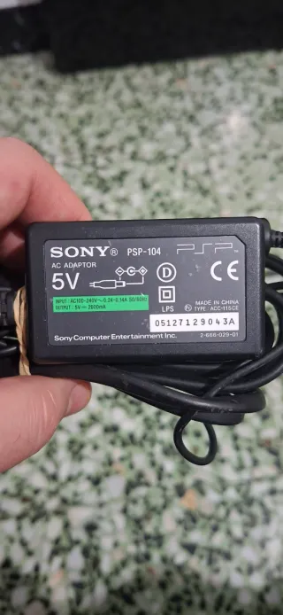 Cargador Sony PSP 104 AC Adaptor 5V 2000mA