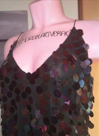 Vestido fiesta lentejuelas negro Divided HM